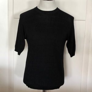 Lite weight men’s silk pullover.